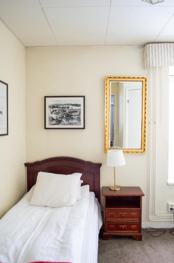 Hotell Bla Blom Gustavsberg Extérieur photo