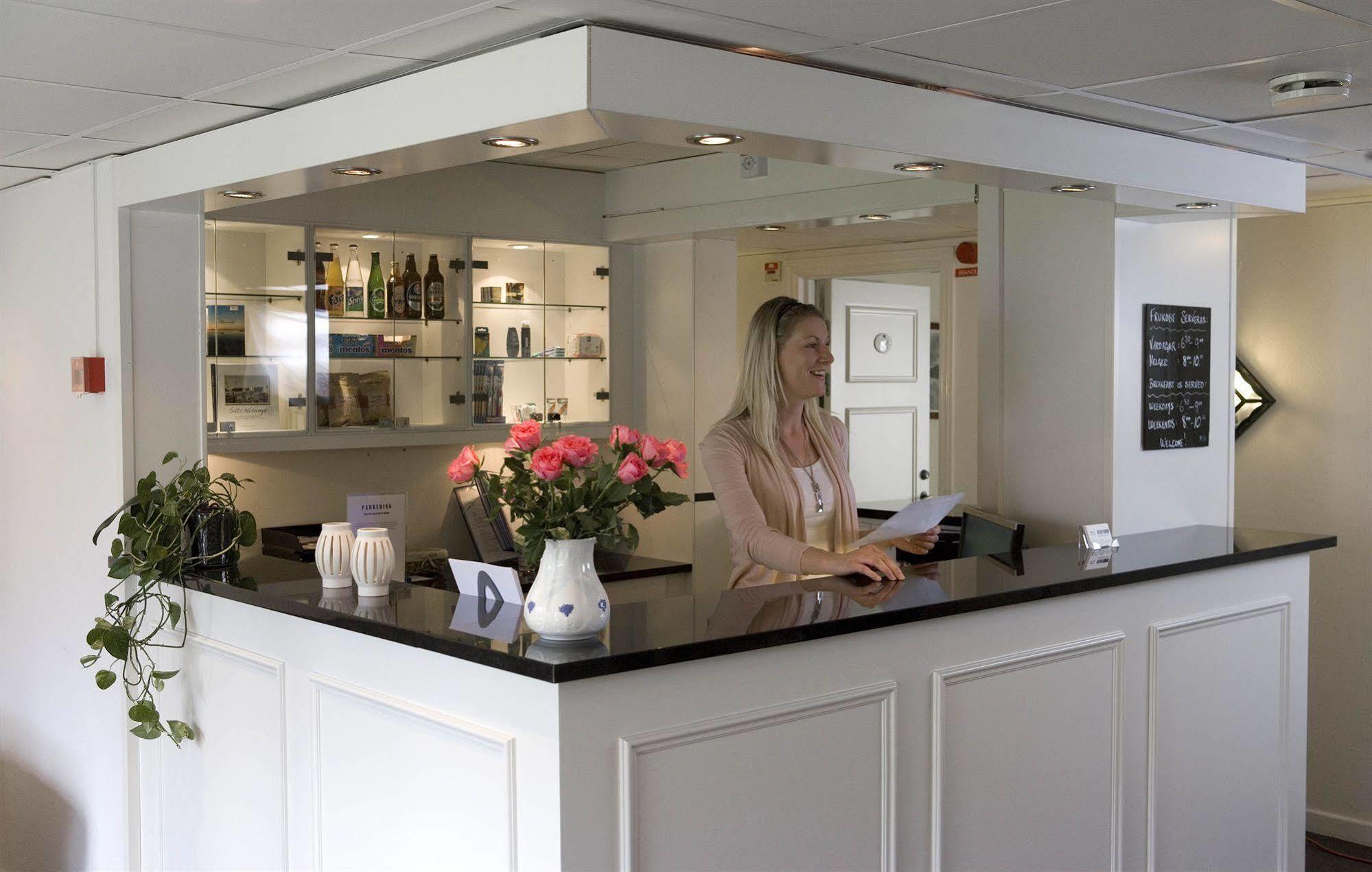 Hotell Bla Blom Gustavsberg Extérieur photo